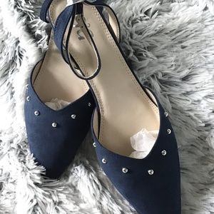 Journee Collection  Aticus Women NAVY Size 10 NWT